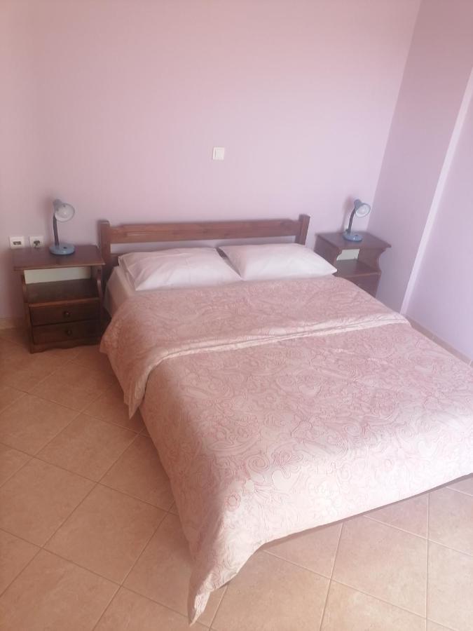 Mina Apartments Zacharo Bagian luar foto