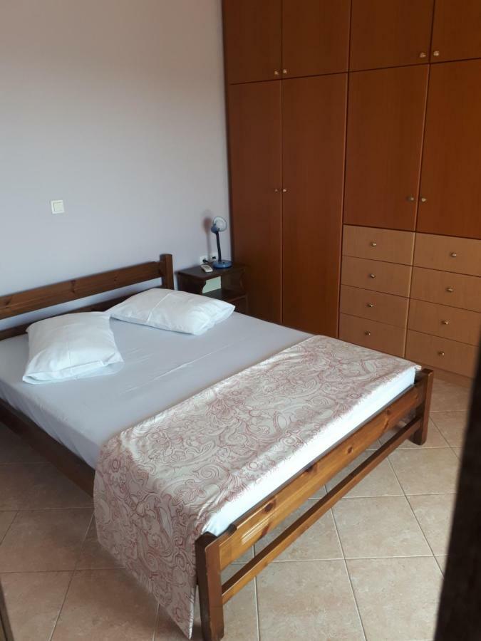 Mina Apartments Zacharo Bagian luar foto