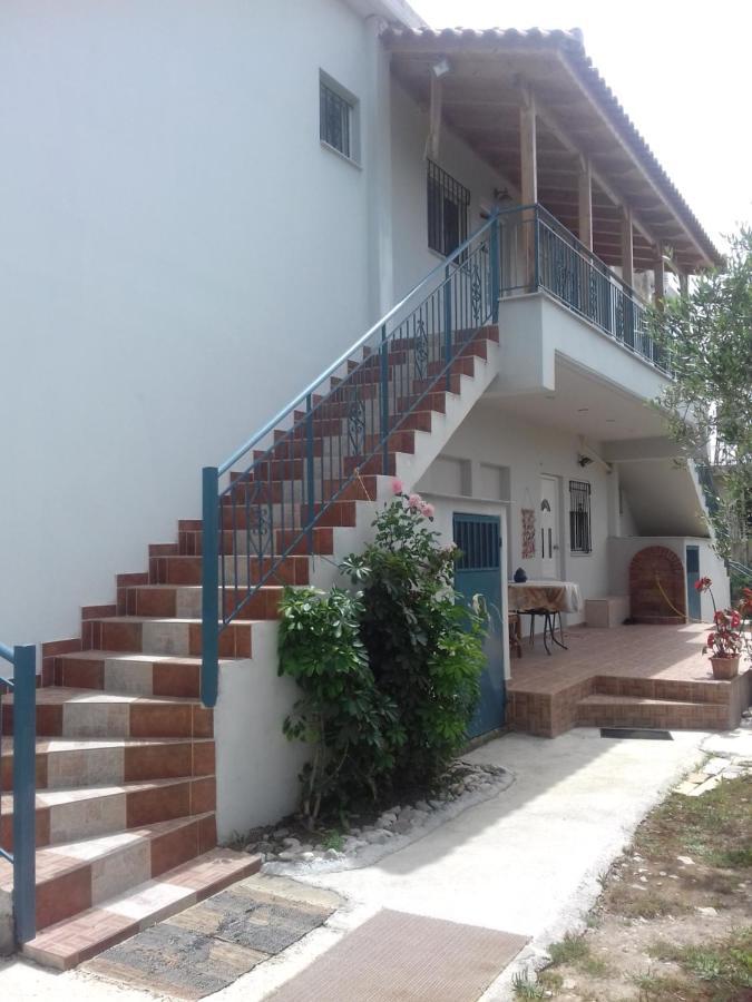 Mina Apartments Zacharo Bagian luar foto